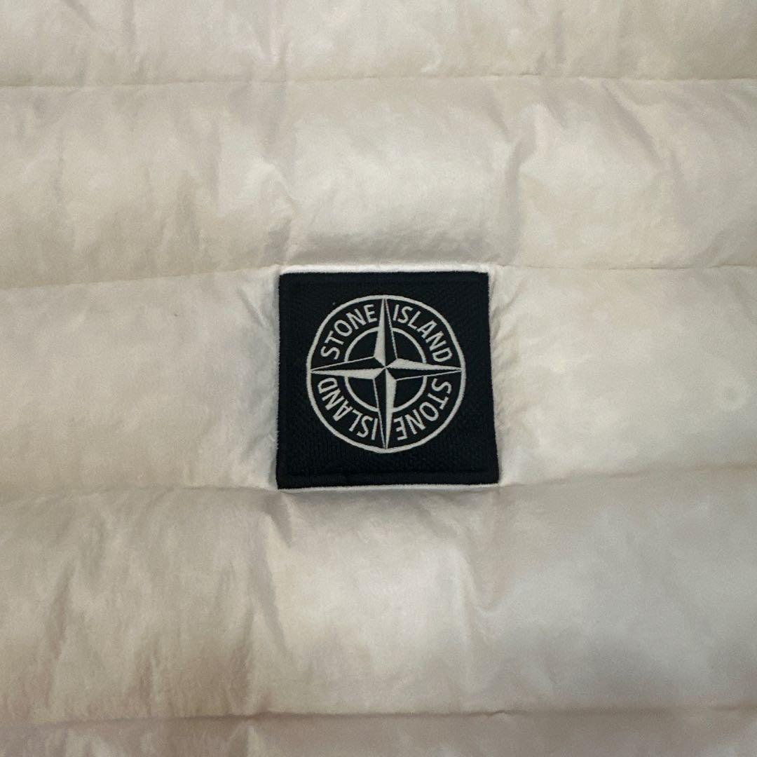 STONE  ガーメントダイナイロンパッカブルダウンベスト　ホワイト