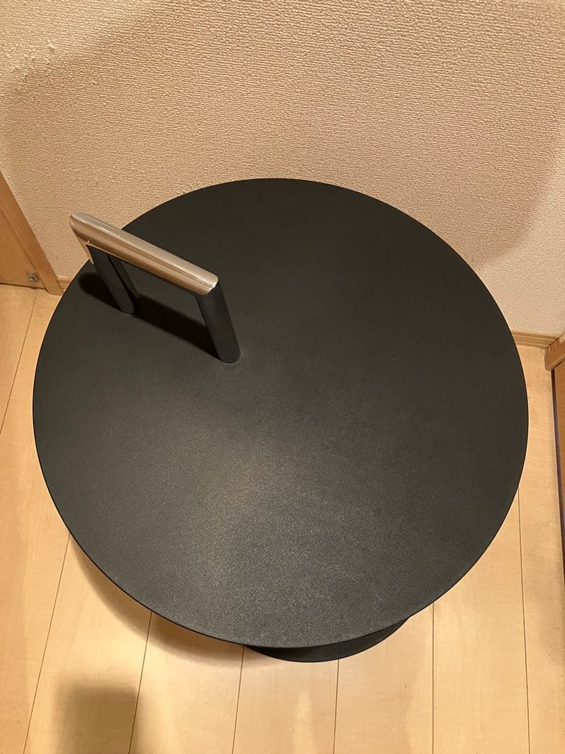 コーヒーテーブル　アイリーン・グレイ