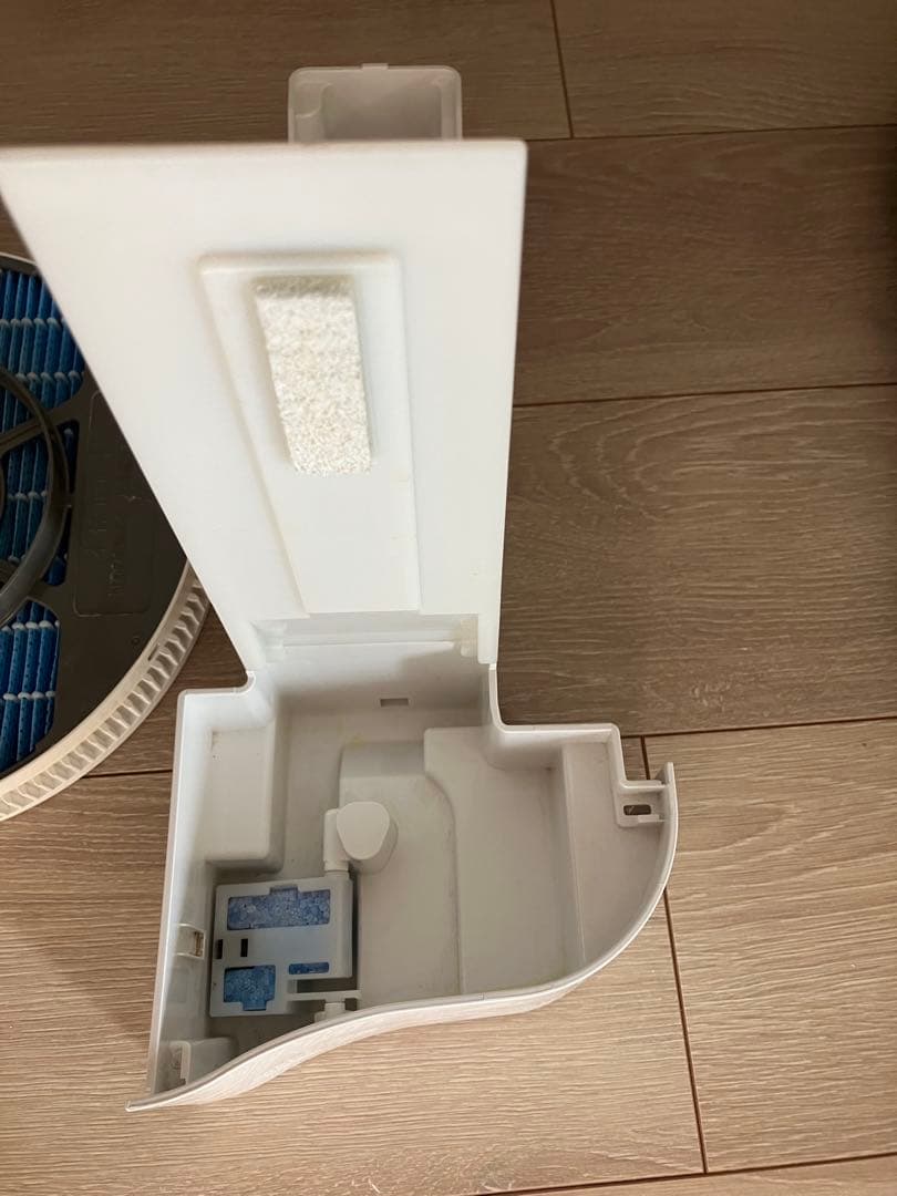 SHARP 加湿空気清浄機 KC-J50-W 2020年製 プラズマクラスター