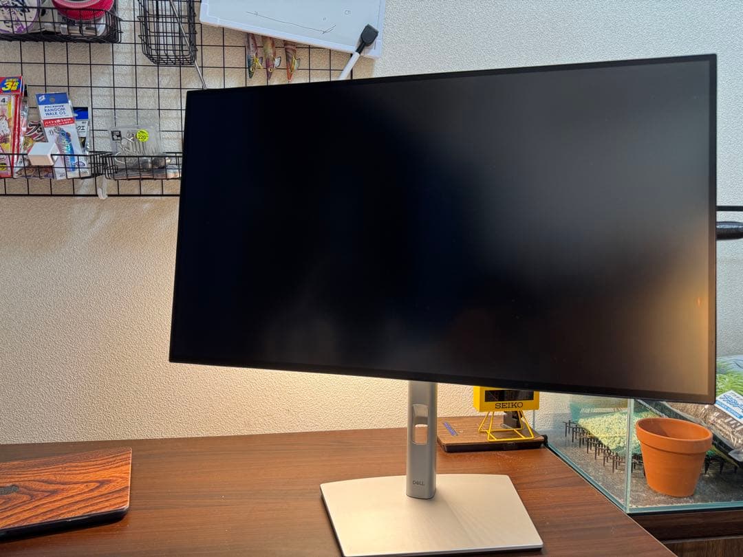 DELL 4kモニター　u2723QX