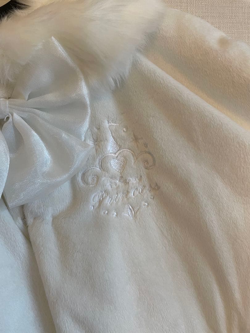 ビビディバビディブティック　ファーケープポンチョ♪