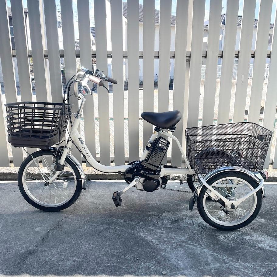 ●パナソニック● 電動アシスト三輪自転車 ビビライフ 大容量 BE-FU832F
