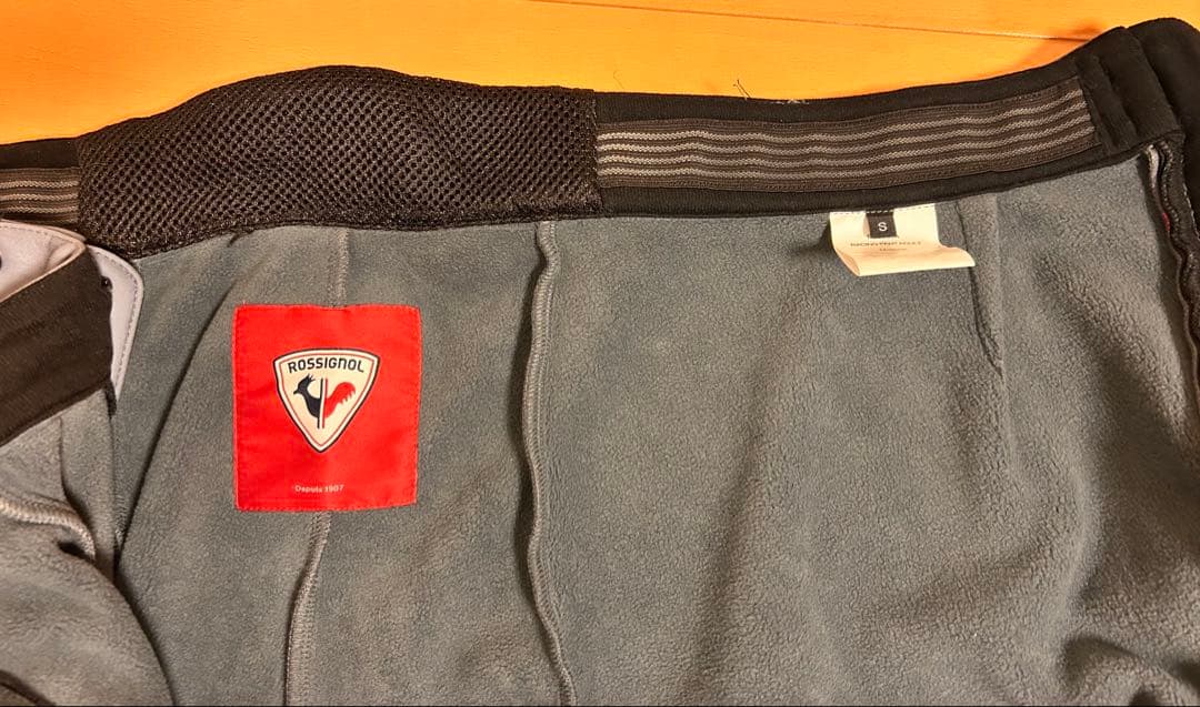 限定値下げ　未使用新品　ロシニョール　アルペンチーム　選手用　ウェア　上下　S