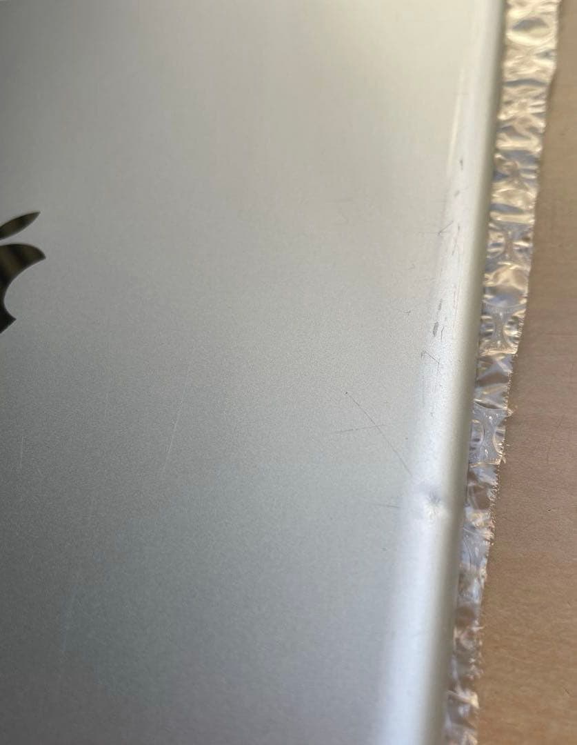 iPad 第5世代　A1823 Cellular シルバー　32GB 美品