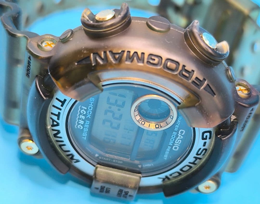 美品G-SHOCK DW-8200K-8 オーシャン イルカクジラ フロッグマン