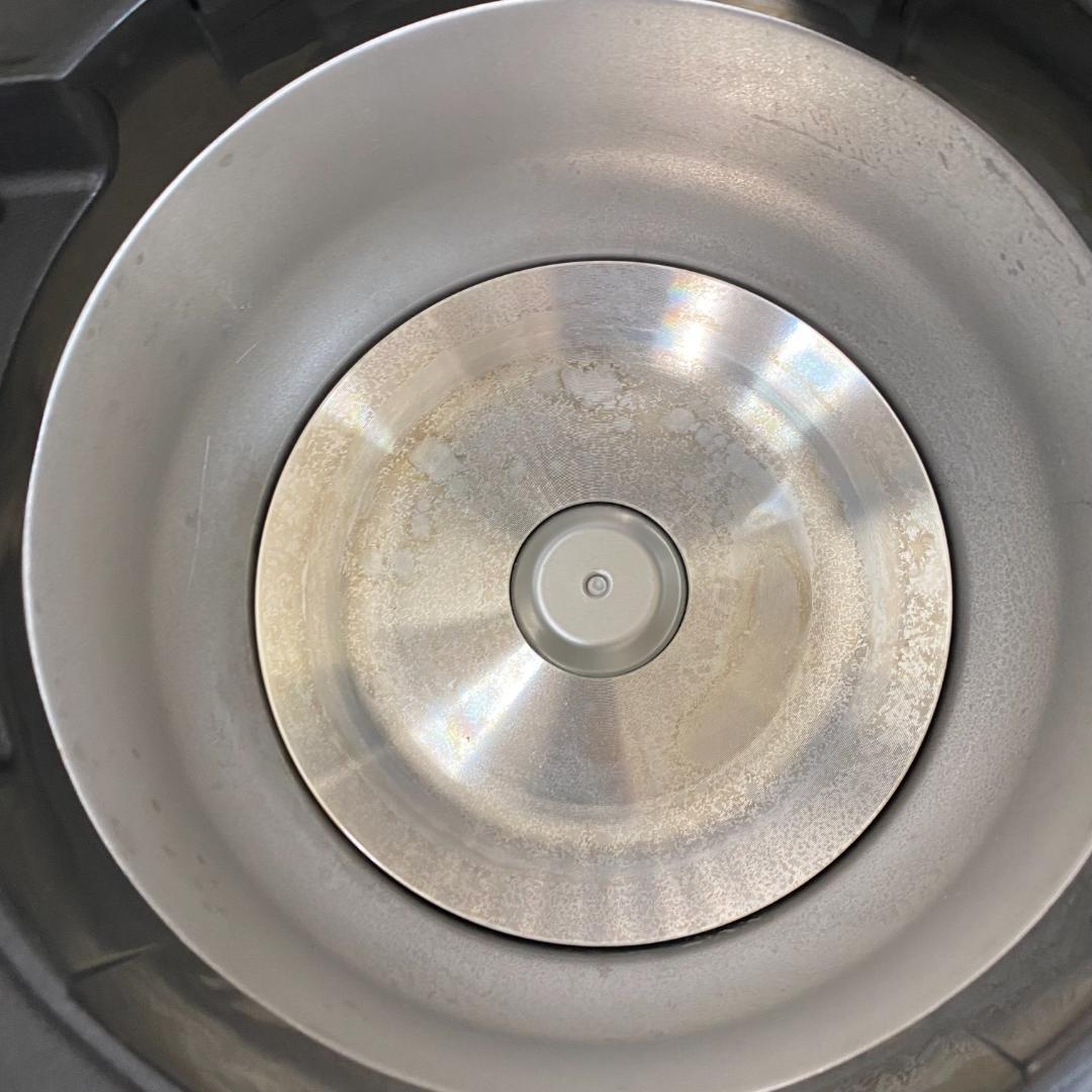 【美品】シャープ ヘルシオ ホットクック 1.6L 無水調理 ホワイト