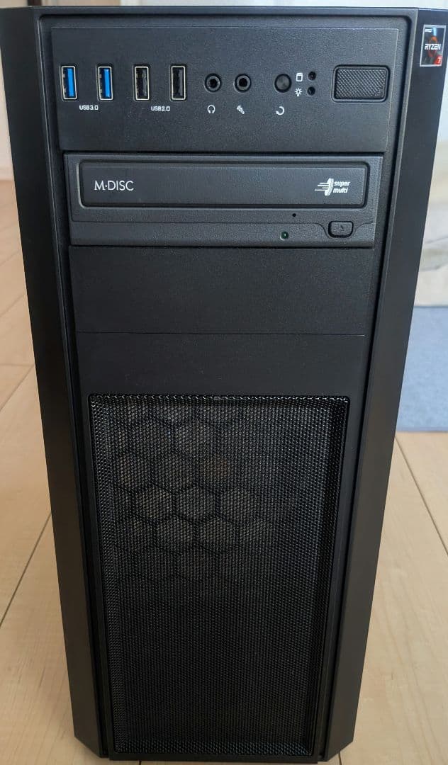 AMD Ryzen 7 3700X デスクトップPC