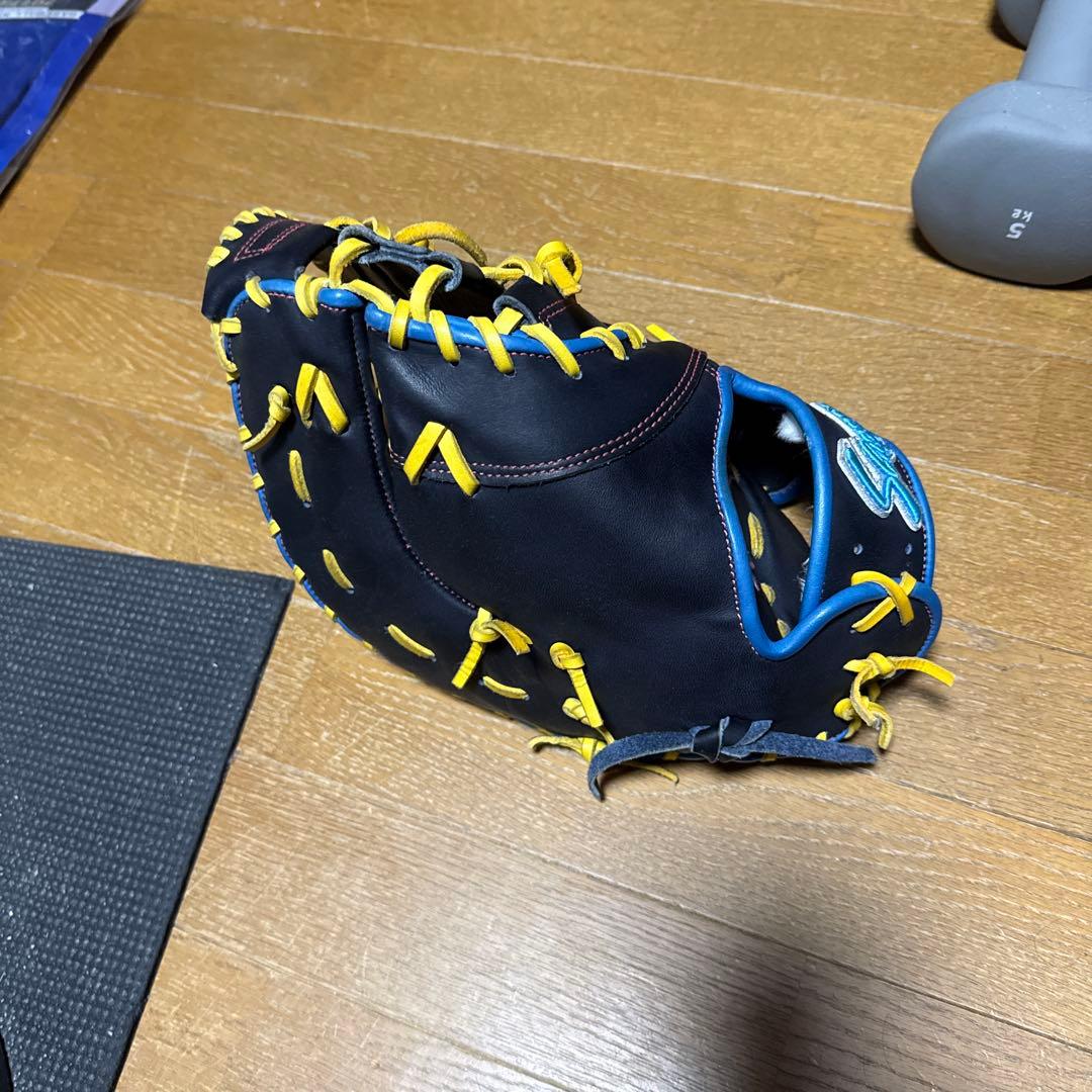 久保田スラッガーファーストミット 軟式グローブ 黒/青/黄色