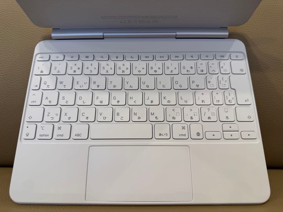 バッテリー100% iPad Air M3 11 Magic Keyboard