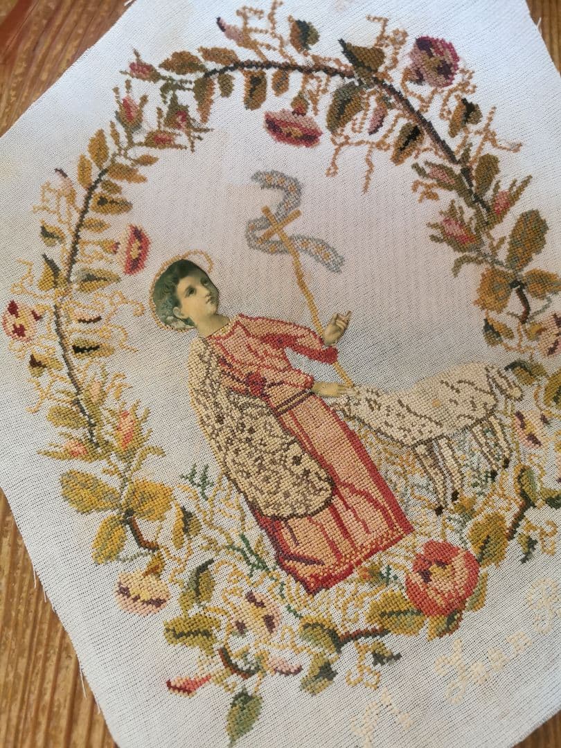 アンティーク 洗礼者聖ヨハネと羊プチポワン 薔薇朝顔菫ニードルポイント 麻布付