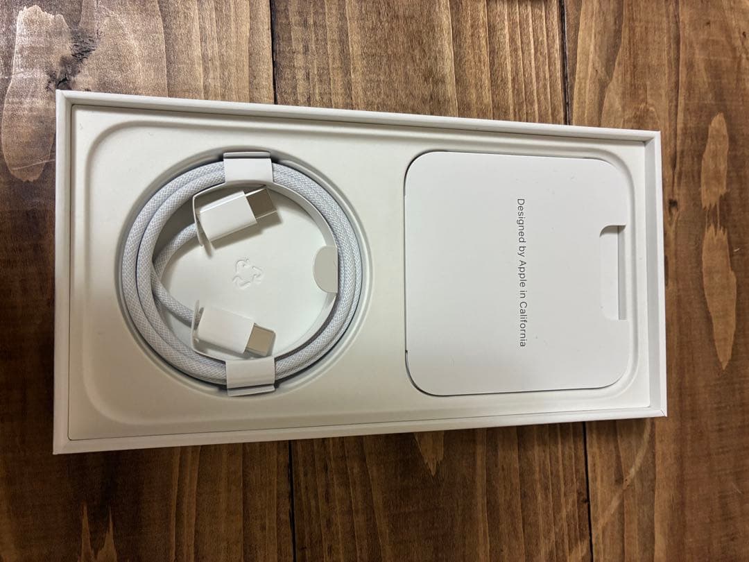 Apple iPhone 15 plus ブラック 128GB 本体 美品