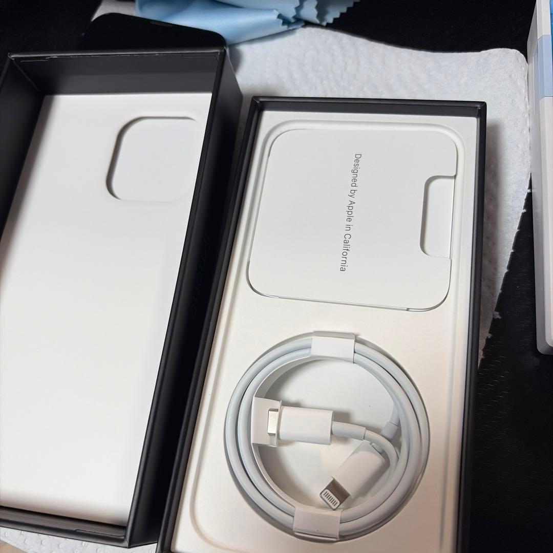 iPhone 13 Pro 本体 256gb