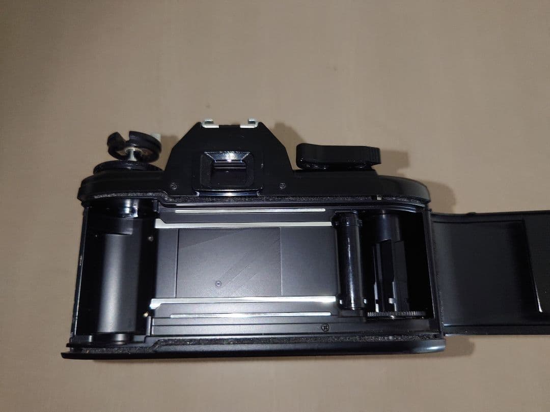 断*ん様 Nikon EM 一眼レフカメラ Nikkorレンズ付き