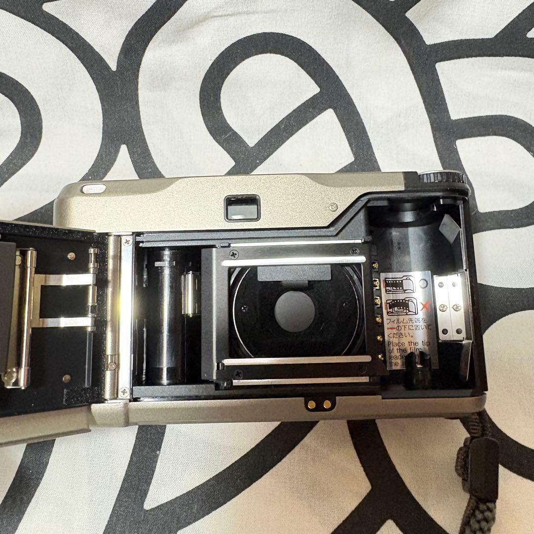 CONTAX T2 CarlZeiss Sonnar2.8/38 フィルムカメラ