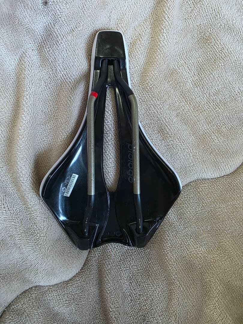 【美品】プロロゴ サドル ディメンション R2 TIROX 143 White