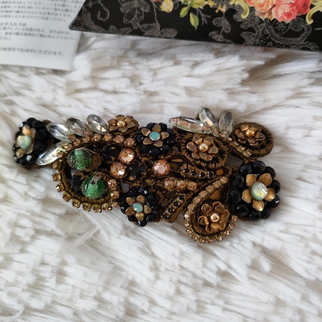 ミハエルネグリン Michal Negrin　フラワーモチーフ　レースバレッタ