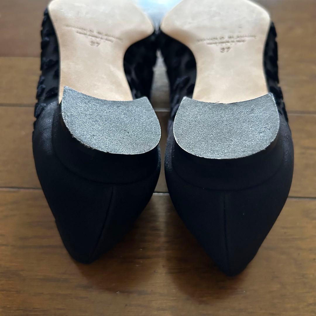 MANOLO BLAHNIK マノロブラニク ハンギシ シースルードット黒 37