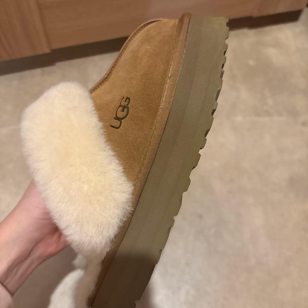 UGG disquetteブラウンスエードファームートン ブーツ スリッポン