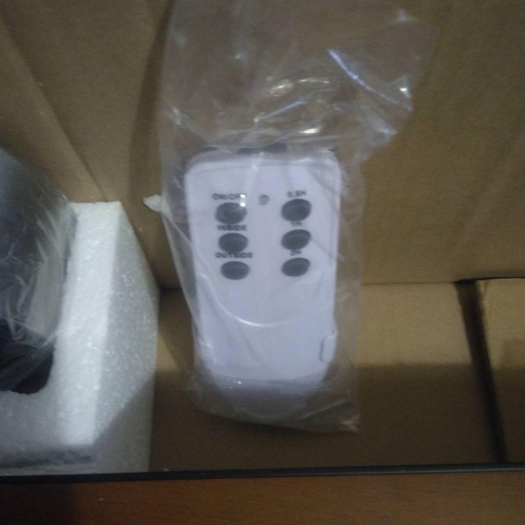 未使用　リモコン付き　ガラスシェードシーリングライト　シルバー　エアリゾーム