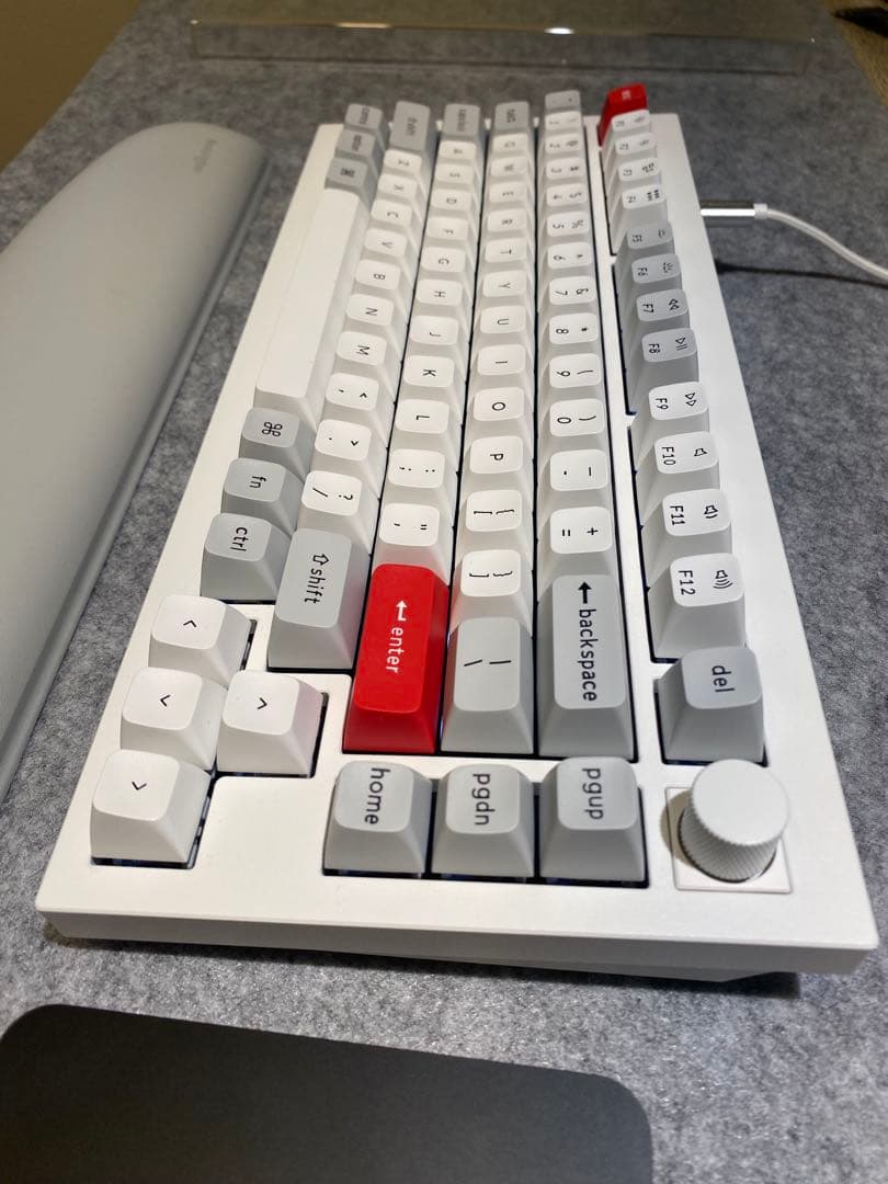 Keychron Q1 Max (US配列・バナナ軸)メカニカルキーボード