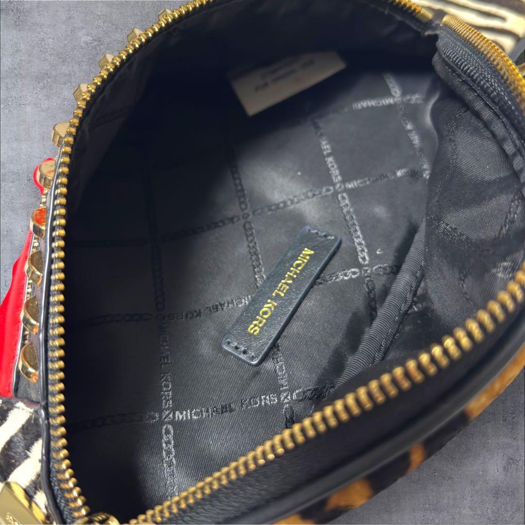 C702/マイケルコース MICHAEL KORS ボディバッグ レオパード