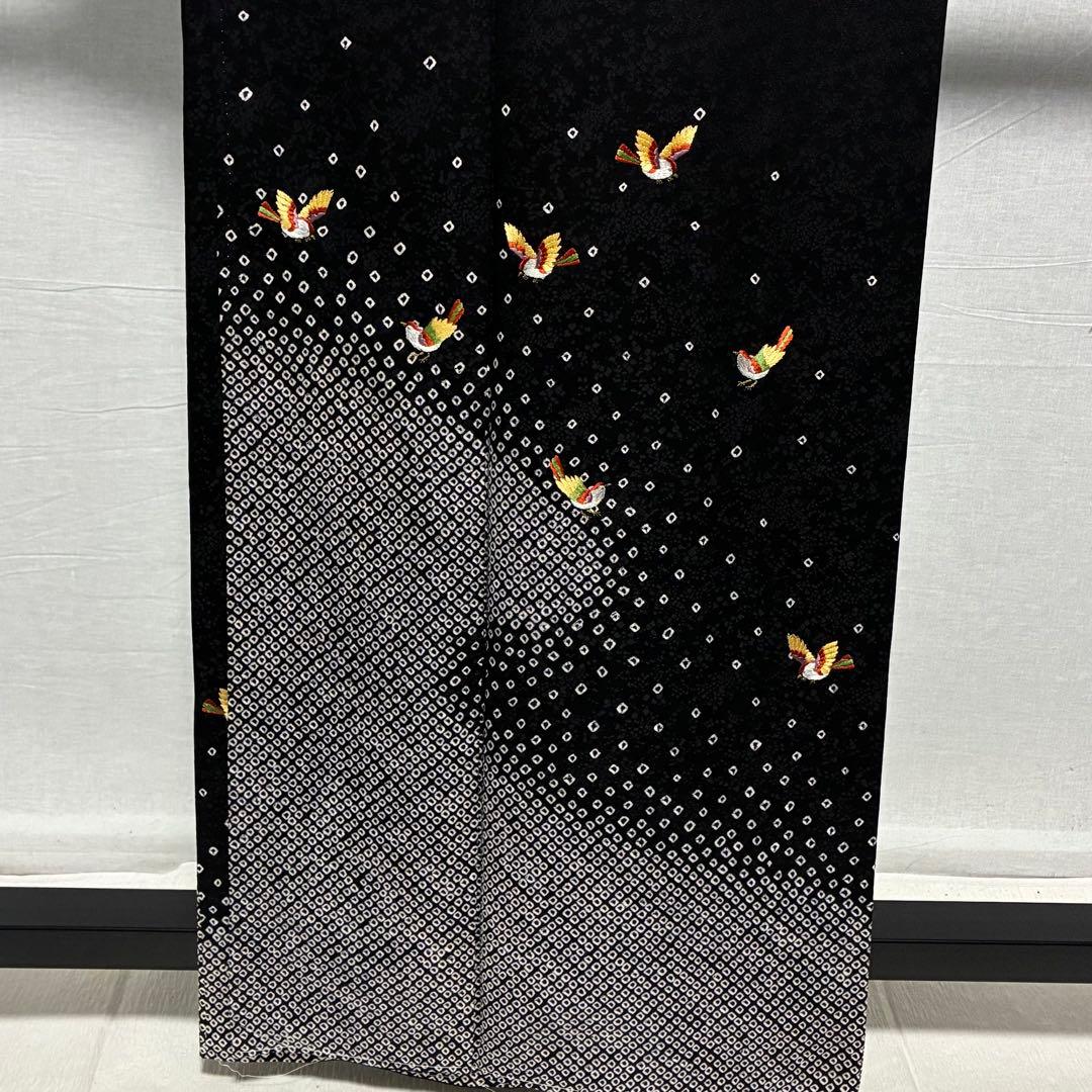 D143 訪問着　絞り　鳥刺繍　花紋　正絹　着物　袷　未使用極美品