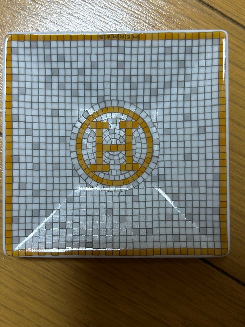 プチカレ No1 モザイク 24 ゴールド　2013年