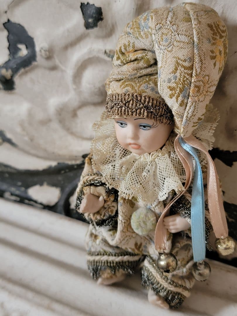 アンティーク　　ゴブラン織のピエロ服　ベビービスクドール　ドイツフランスイタリア