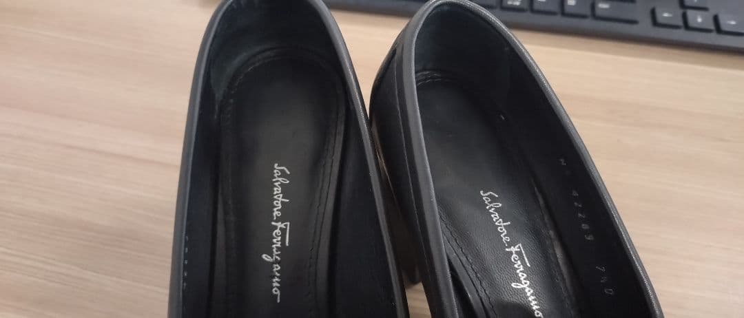 美品　フェラガモ ローファー　5センチヒール　黒　ガンチーニ　ROLO　7½D