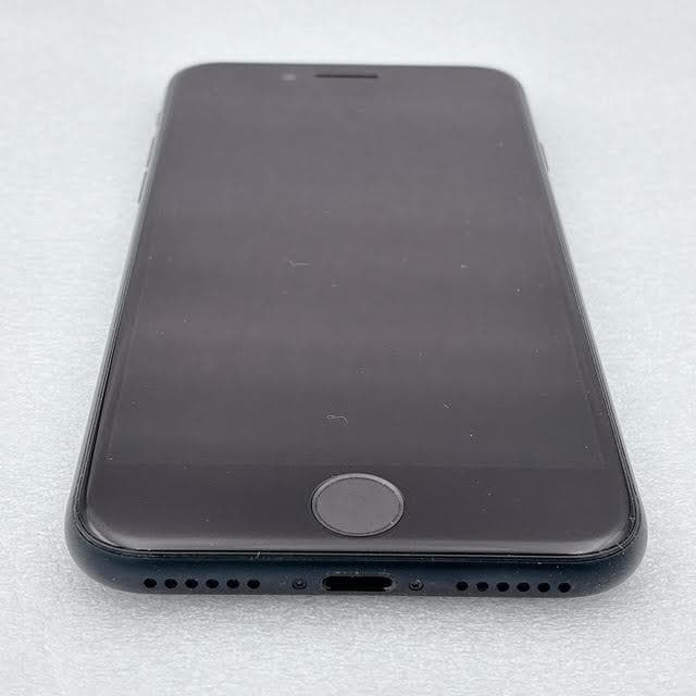 美品✨Apple iPhoneSE (第3世代) SIMフリー スペースグレイ