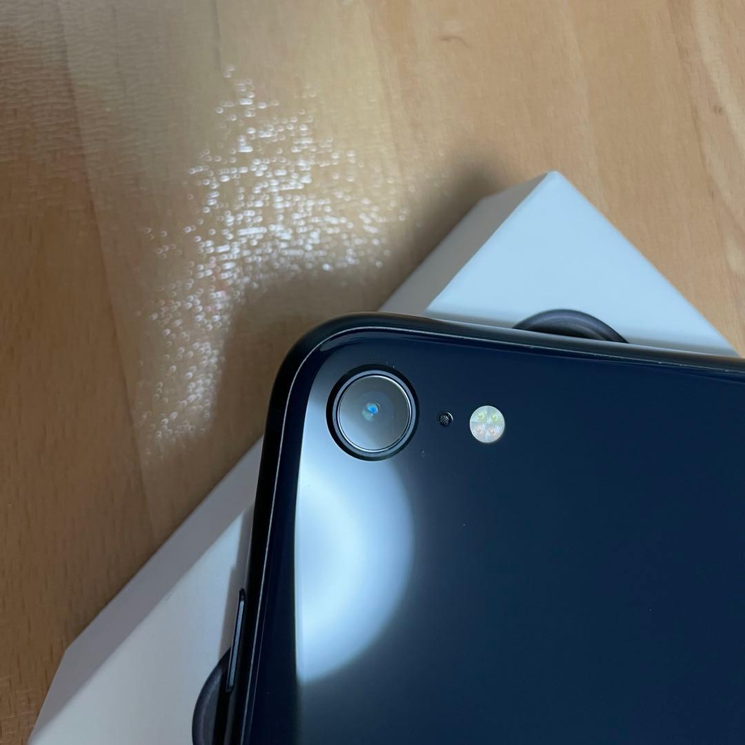 iPhoneSE 第3世代 本体 64gb iPhone SE se3 ブラック