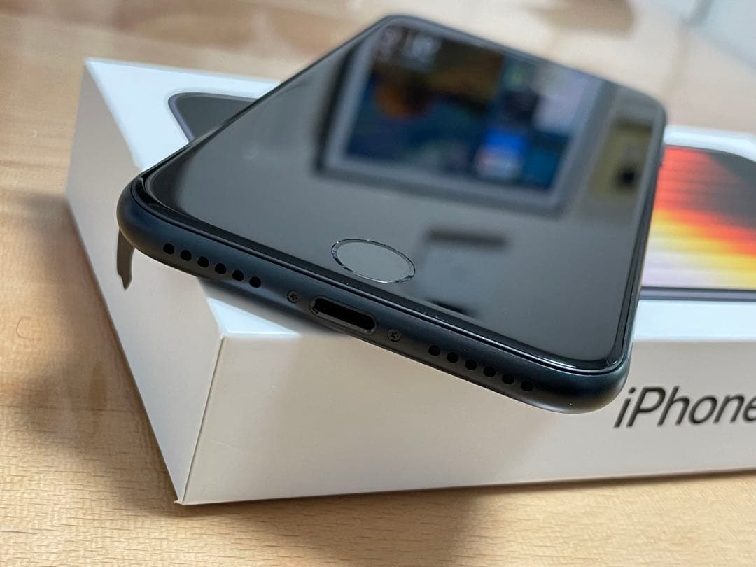 iPhoneSE 第3世代 本体 64gb iPhone SE se3 ブラック