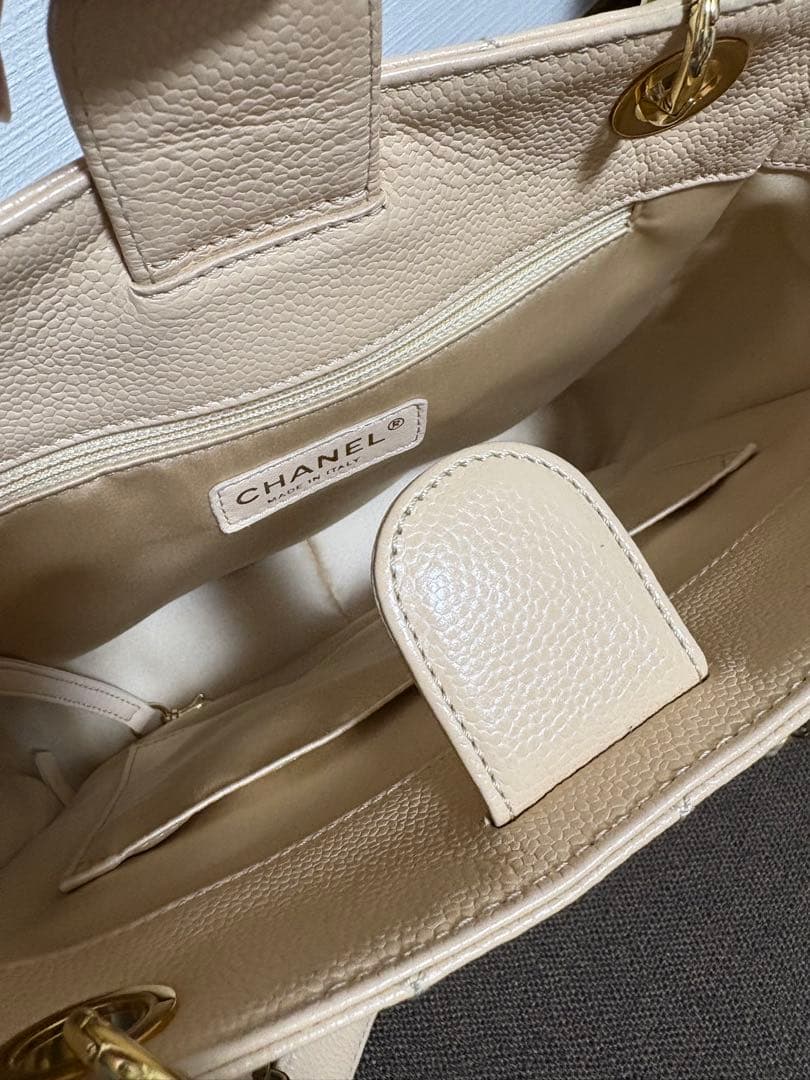 美品 シャネル マトラッセ チェーンショルダー キャビアスキン ベージュ