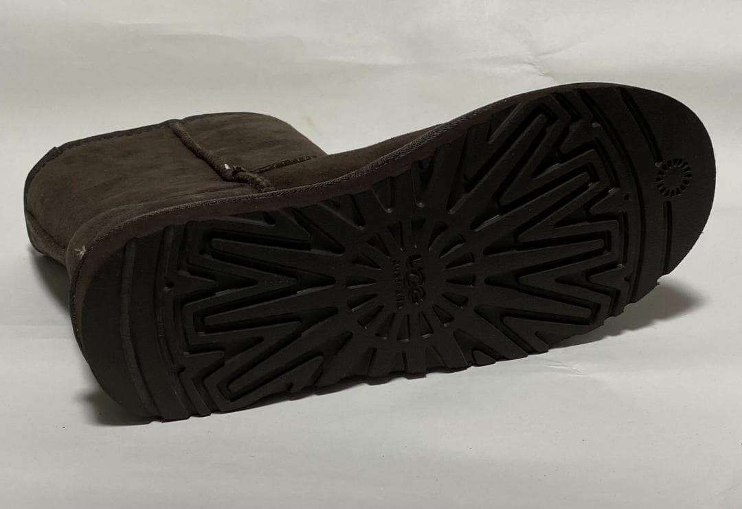 【未使用・保管品】UGG ムートンブーツクラシックショート茶 25cm 正規品