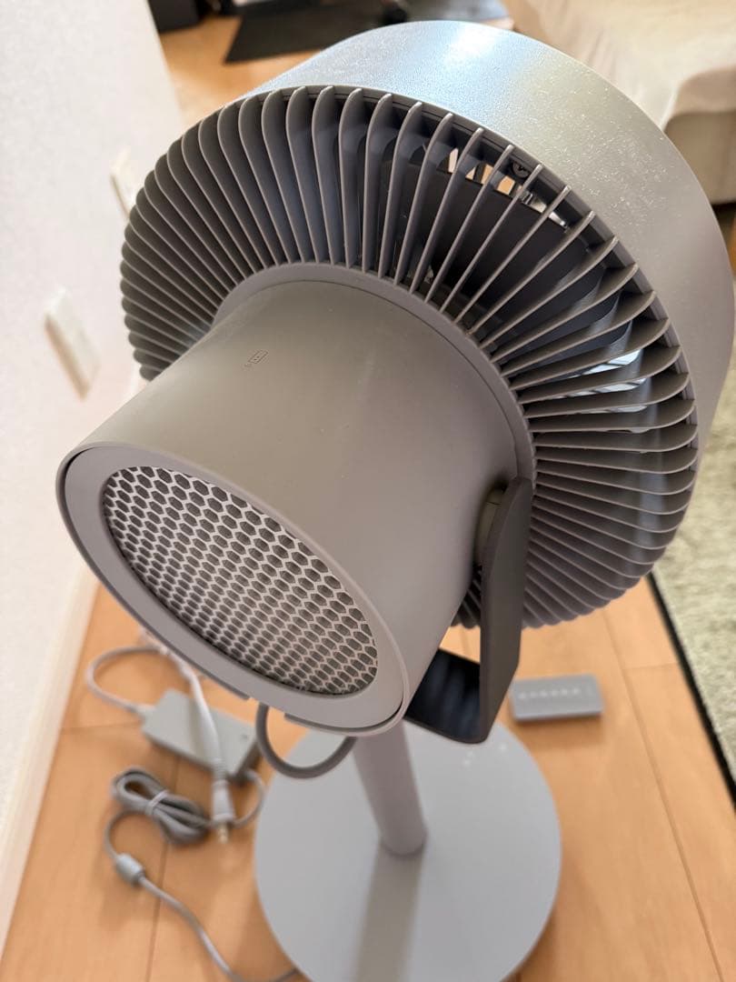 美品　 cado スタンド型扇風機 グレー リモコン付き