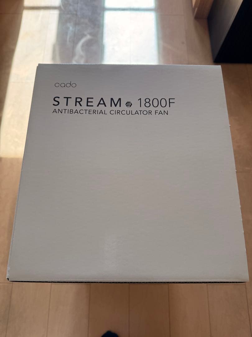 美品　 cado スタンド型扇風機 グレー リモコン付き