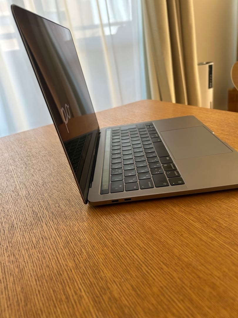 MacBook本体 MacBook Pro 13-inch, 2019