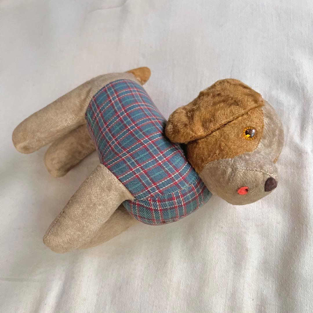 フランス　アンティーク　犬のぬいぐるみ　チェックの洋服　タレ耳
