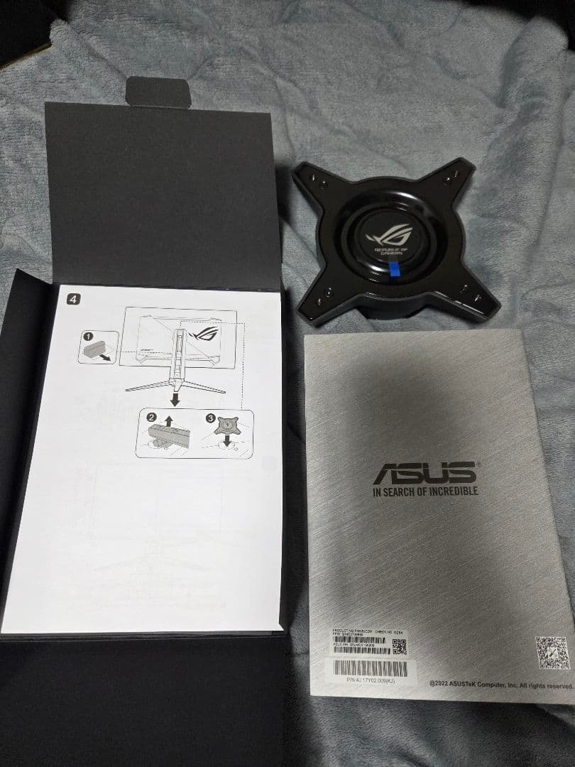 asus　ROG Swift OLED PG32UCDM　4k 240hz