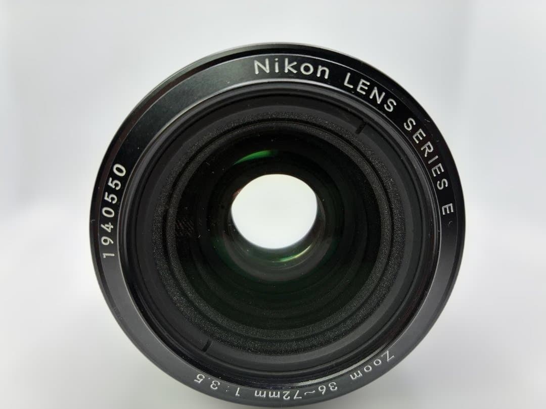 Nikon New FM2 silver 前期ハニカムシャッター幕+ズームレンズ