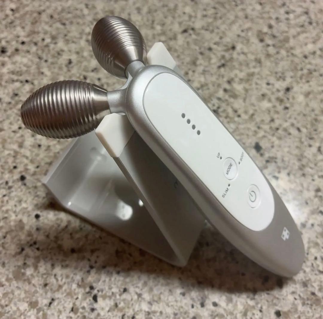 メディキューブAGE-RショットEMS美顔器セット