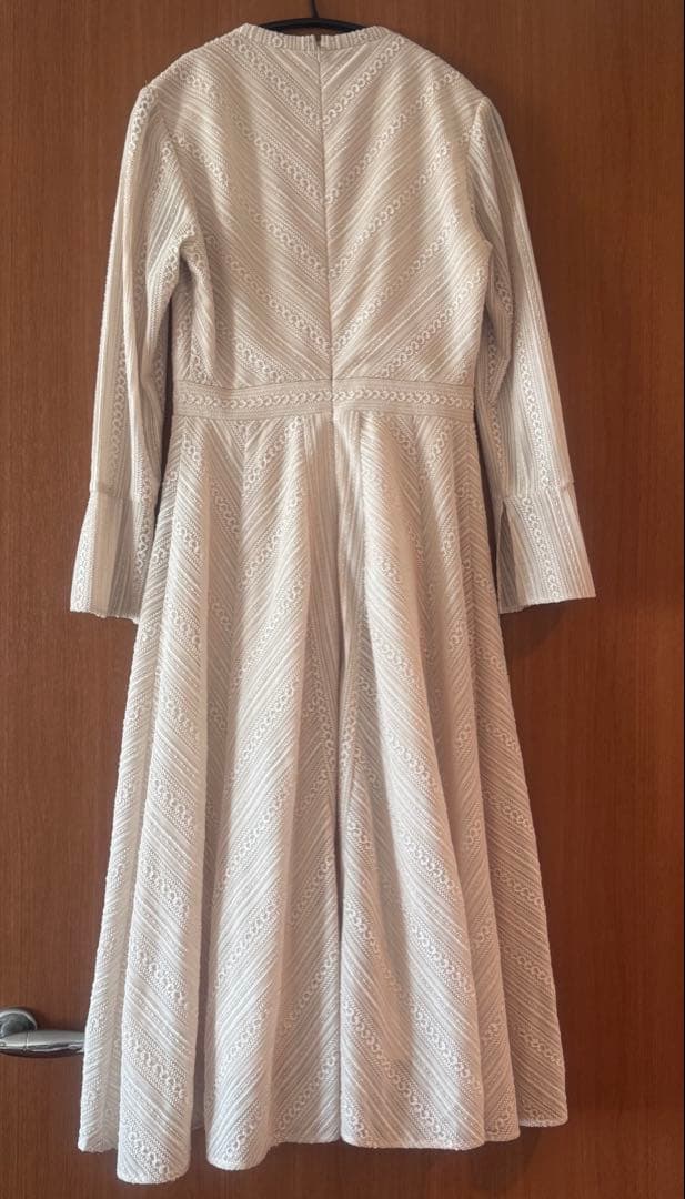 セルフォード　celford 36 アイボリー フレアスリーブ ワンピース