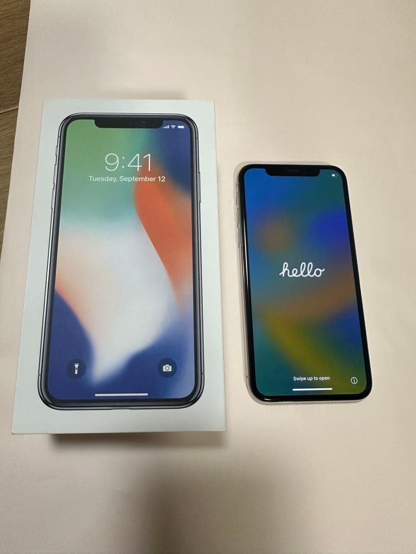 【箱あり】Apple iPhone X シルバー 本体