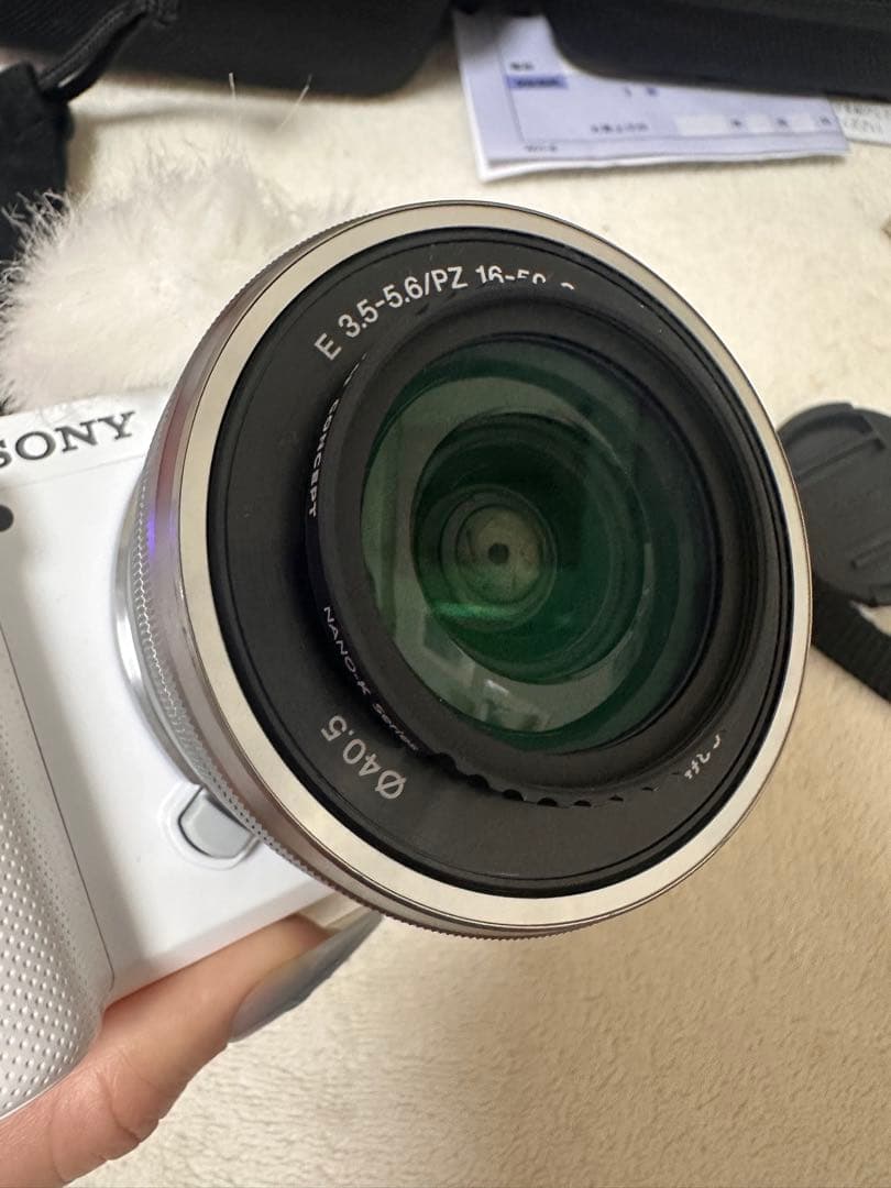 【グリップとケース付き】SONY ZV-E10ミラーレス一眼カメラ