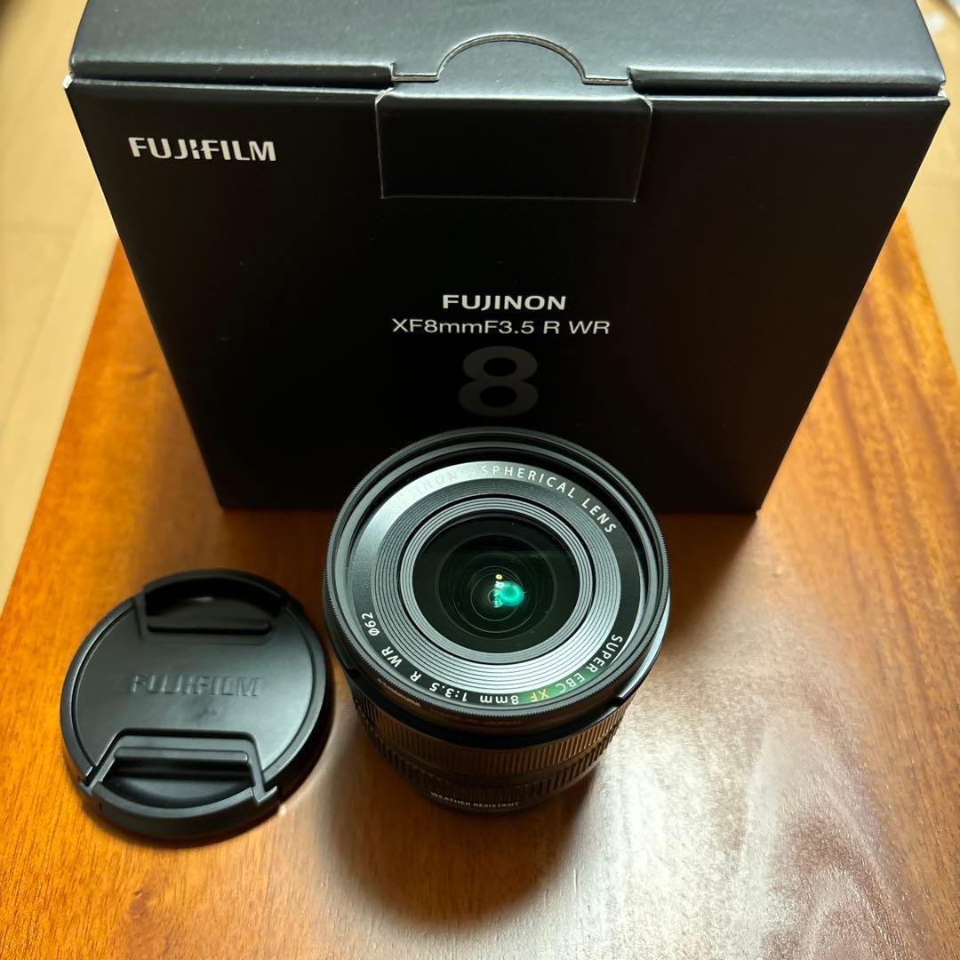 富士フイルム　XF8mmF3.5 R WR