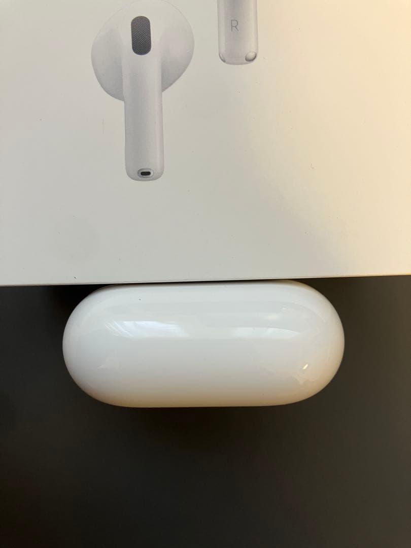 AirPods 4 ノイズキャンセリング機能有り