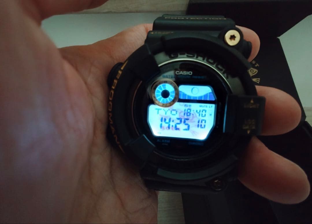 サ*ナ様 カシオ　GSHOCK フロッグマン　30周年記念　dw-8200b-9