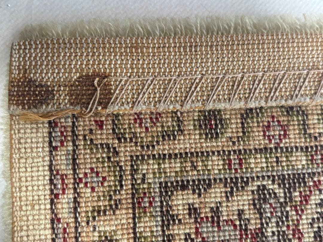 100% PURE NEW VIRGIN WOOL PILE ラグ