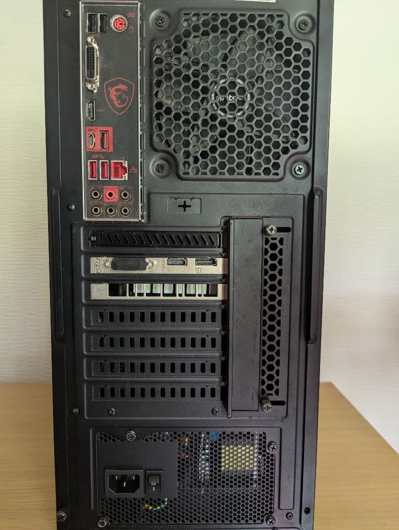 ゲーミングPC CORE i7 9700 GTX1660ti