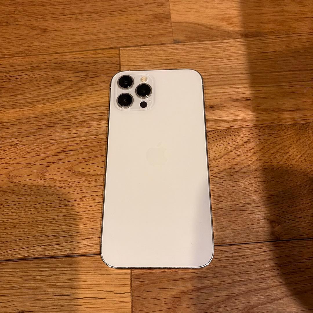 Apple iPhone 12 Pro Max 128GB シルバー